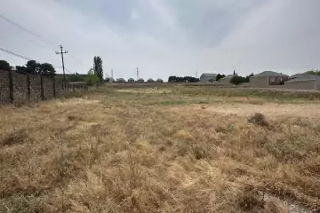 Satılır Torpaq Yeni Ramana Qəsəbəsida