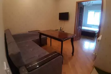 Aylıq Kirayə Yeni Tikili Elmler Akademiyasıda