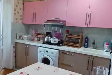 Satılır Köhnə Tikili Bakıxanovda