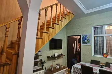 Satılır Həyət Evi Bakıda