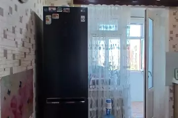 Satılır Köhnə Tikili Bakıxanovda