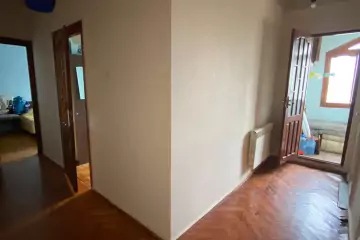 Satılır Köhnə Tikili Yasamalda