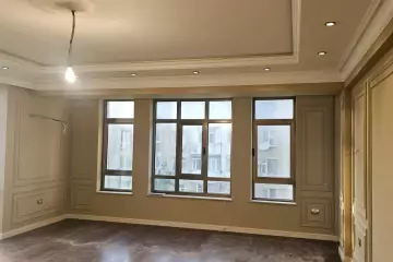 Satılır Yeni Tikili Elmler Akademiyasıda