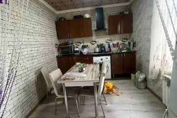 Satılır Həyət Evi Biləcəridə