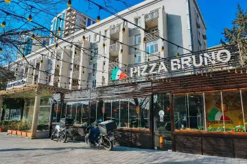 Satılır Köhnə Tikili İzmir Parkı
