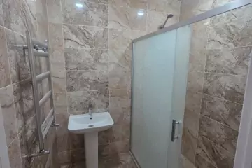 Satılır Yeni Tikili 20-ci Sahədə