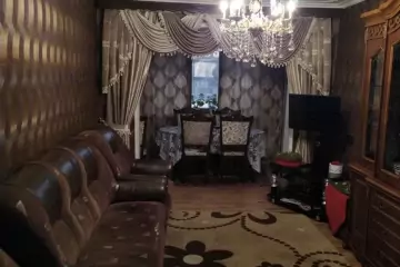 Satılır Köhnə Tikili Heydər əliyev Parkıda
