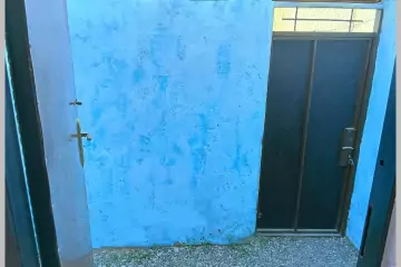 Satılır Bağ Evi Binədə