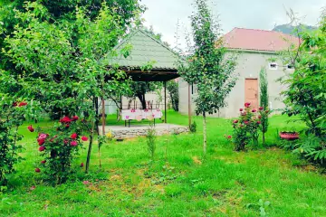 Günlük Kirayə Həyət Evi Qəbələ şəhərində