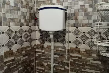 Satılır Bağ Evi Binədə