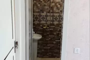 Satılır Bağ Evi Binədə