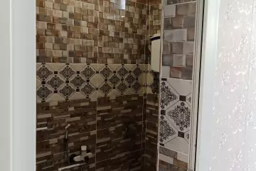 Satılır Bağ Evi Binədə