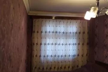 Satılır Köhnə Tikili Heydər əliyev Parkıda
