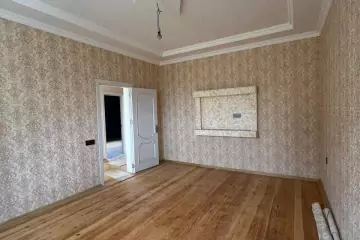 Satılır Həyət Evi Bakıda