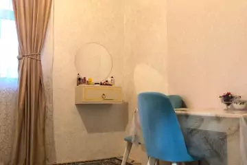 Satılır Bağ Evi Binədə
