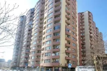 Satılır Yeni Tikili Ağ şəhər Kompleksində 