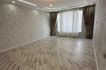 Satılır Həyət Evi Buzovnada