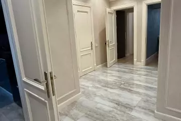 Satılır Yeni Tikili 7-ci Mikrorayonda