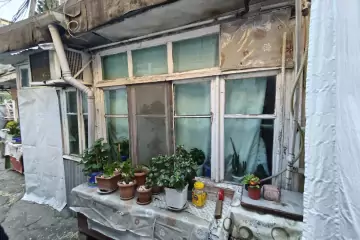 Satılır Köhnə Tikili Nəsimi Bazarında