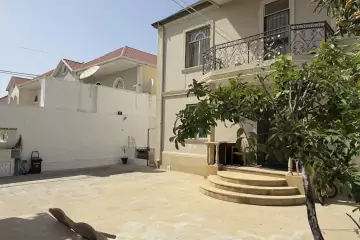 Satılır Həyət Evi Biləcəridə