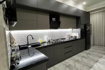 Satılır Yeni Tikili 8-ci Kilometrdə