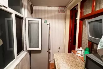 Satılır Köhnə Tikili 7-ci Mikrorayonda