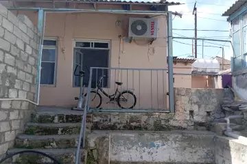 Satılır Həyət Evi şüvəlanda