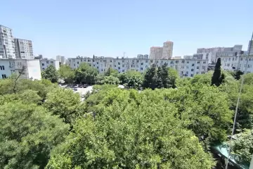 Satılır Köhnə Tikili İzmir Parkı