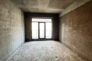 Satılır Yeni Tikili Elmler Akademiyasıda