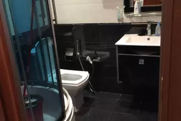 Satılır Yeni Tikili Heydər əliyev Mərkəzində