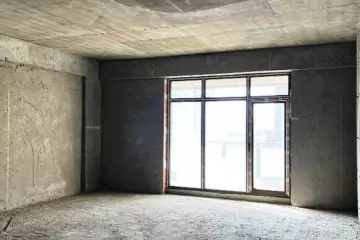 Satılır Yeni Tikili Elmler Akademiyasıda