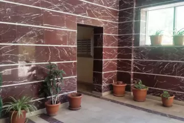 Satılır Yeni Tikili Elmler Akademiyasıda