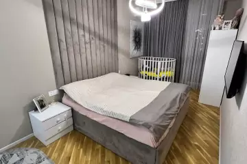 Satılır Yeni Tikili 8-ci Kilometrdə