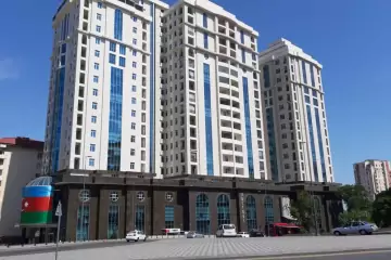 Satılır Yeni Tikili Elmler Akademiyasıda