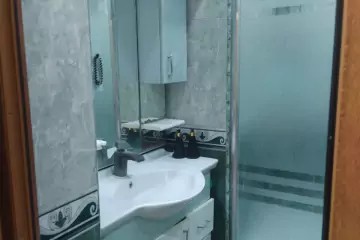 Satılır Yeni Tikili Beşmərtəbədə