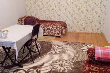 Satılır Həyət Evi Binədə