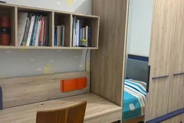 Satılır Köhnə Tikili Elmler Akademiyasıda