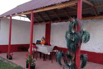 Günlük Kirayə Həyət Evi Qəbələ şəhərində