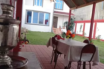 Günlük Kirayə Həyət Evi Qəbələ şəhərində