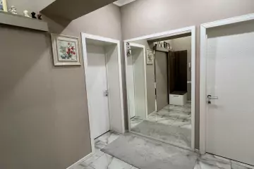 Satılır Yeni Tikili 8-ci Kilometrdə