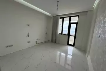 Satılır Yeni Tikili Badamdarda