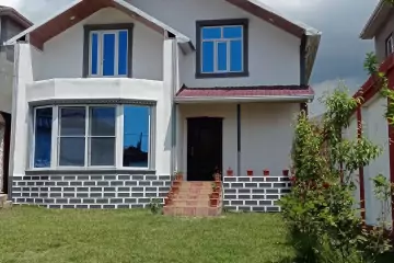 Günlük Kirayə Həyət Evi Qəbələ şəhərində