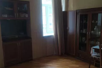 Satılır Yeni Tikili Beşmərtəbədə
