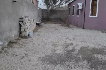 Satılır Həyət Evi Bakıda