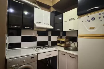Satılır Köhnə Tikili Yeni Yasamalda