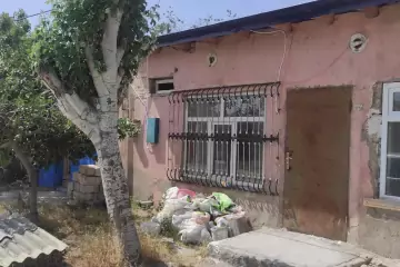 Satılır Həyət Evi Savalan Qəsəbəsida
