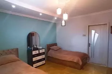 Satılır Həyət Evi Sabunçu Qəsəbəsida