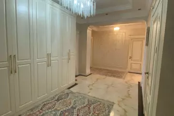 Satılır Yeni Tikili Yasamalda
