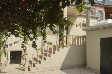 Satılır Həyət Evi Zabrat Qəsəbəsida