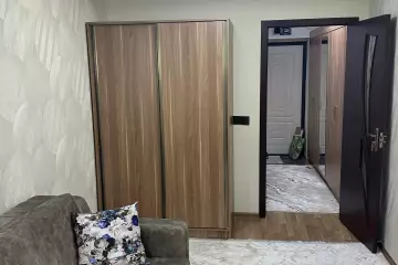 Satılır Köhnə Tikili Hövsanda